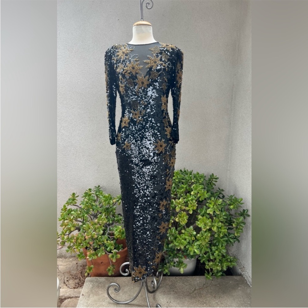 Vintage Black Sequin Long Sleeve Evening Dress with Floral Accents
